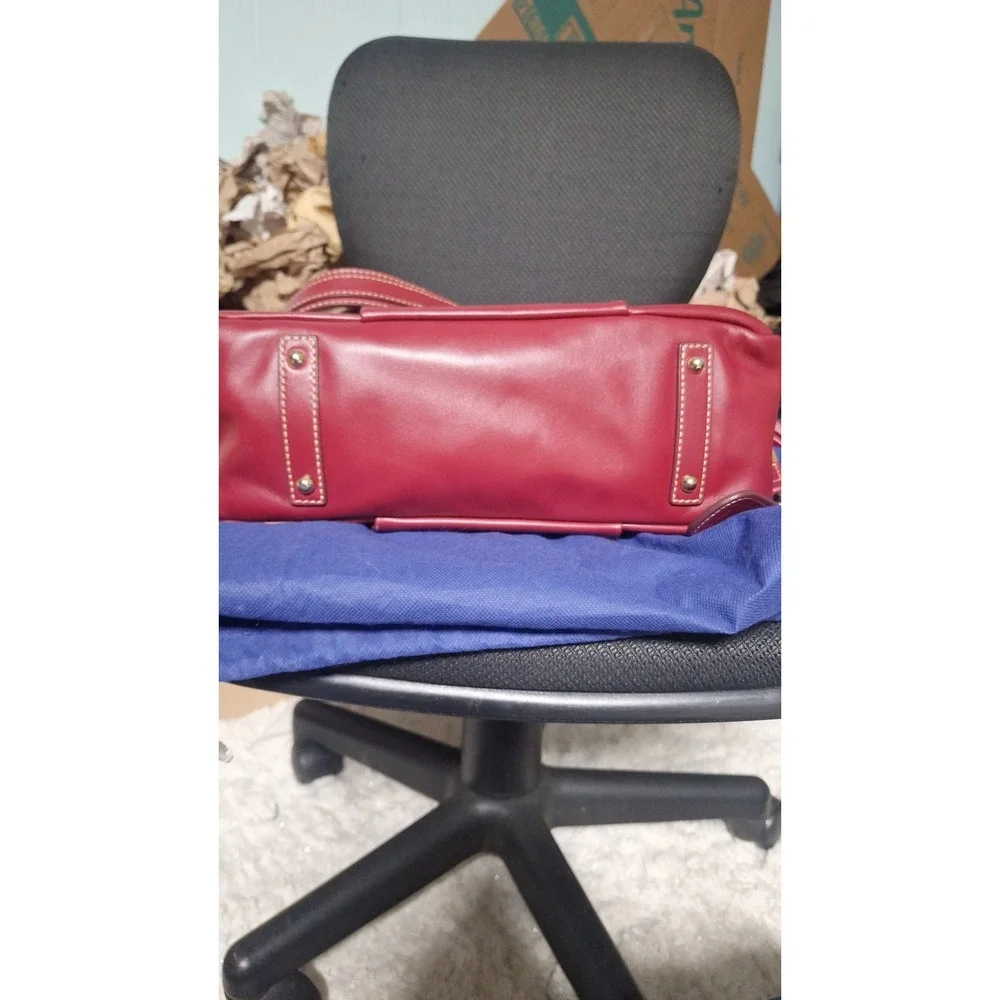 96. Dooney & Bourke Florentine Teagan hobo bag